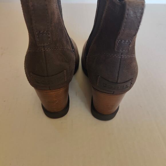 SOREL Women's Joan of Arctic Wedge III Chelsea Boot in Brown Leather size 5.5 w - Picture 5 of 9